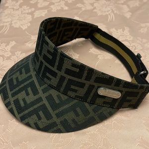 Fendi visor vintage!